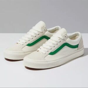 New in box Vans Old Skool Shoe unisex men’s 4.5 women’s 6